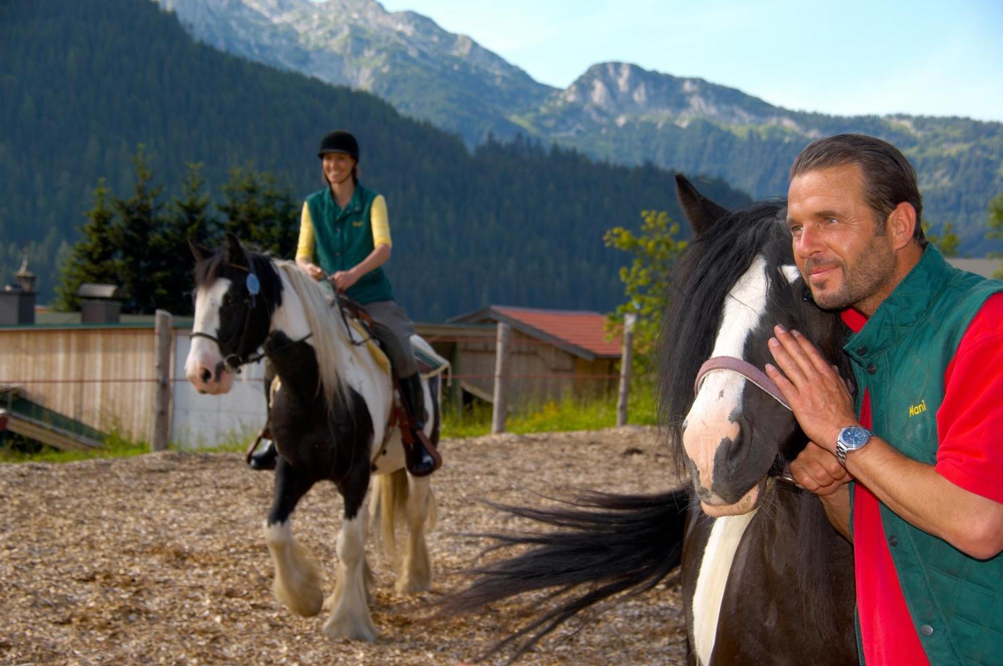Wohlfuehlresort Und Feriengut Martinerhof Sankt Martin am Tennengebirge Εξωτερικό φωτογραφία