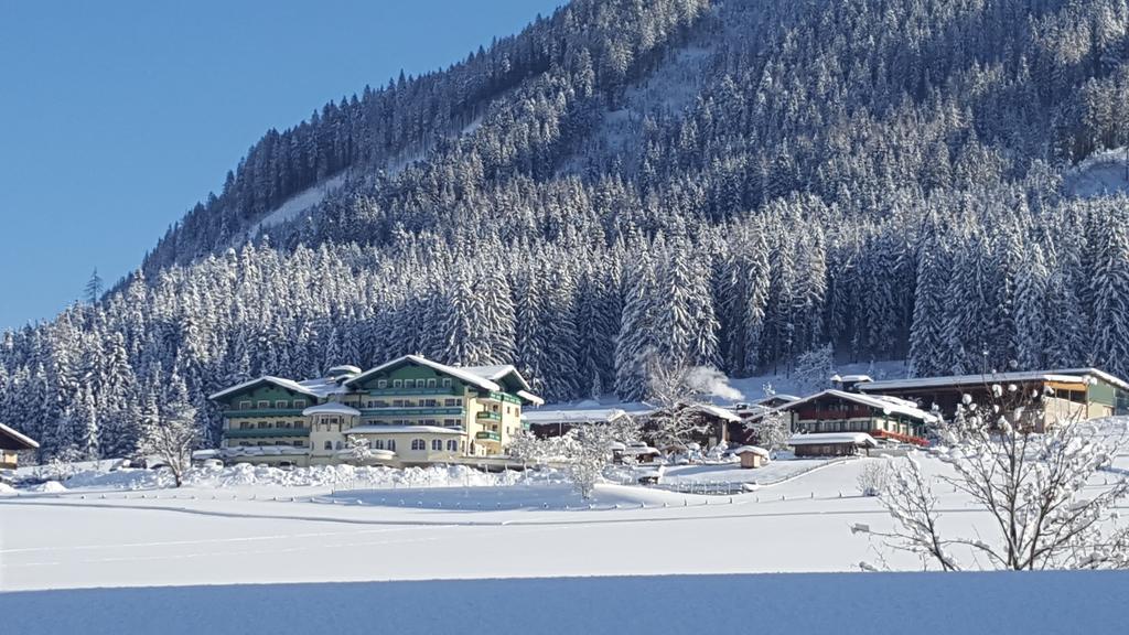 Wohlfuehlresort Und Feriengut Martinerhof Sankt Martin am Tennengebirge Εξωτερικό φωτογραφία