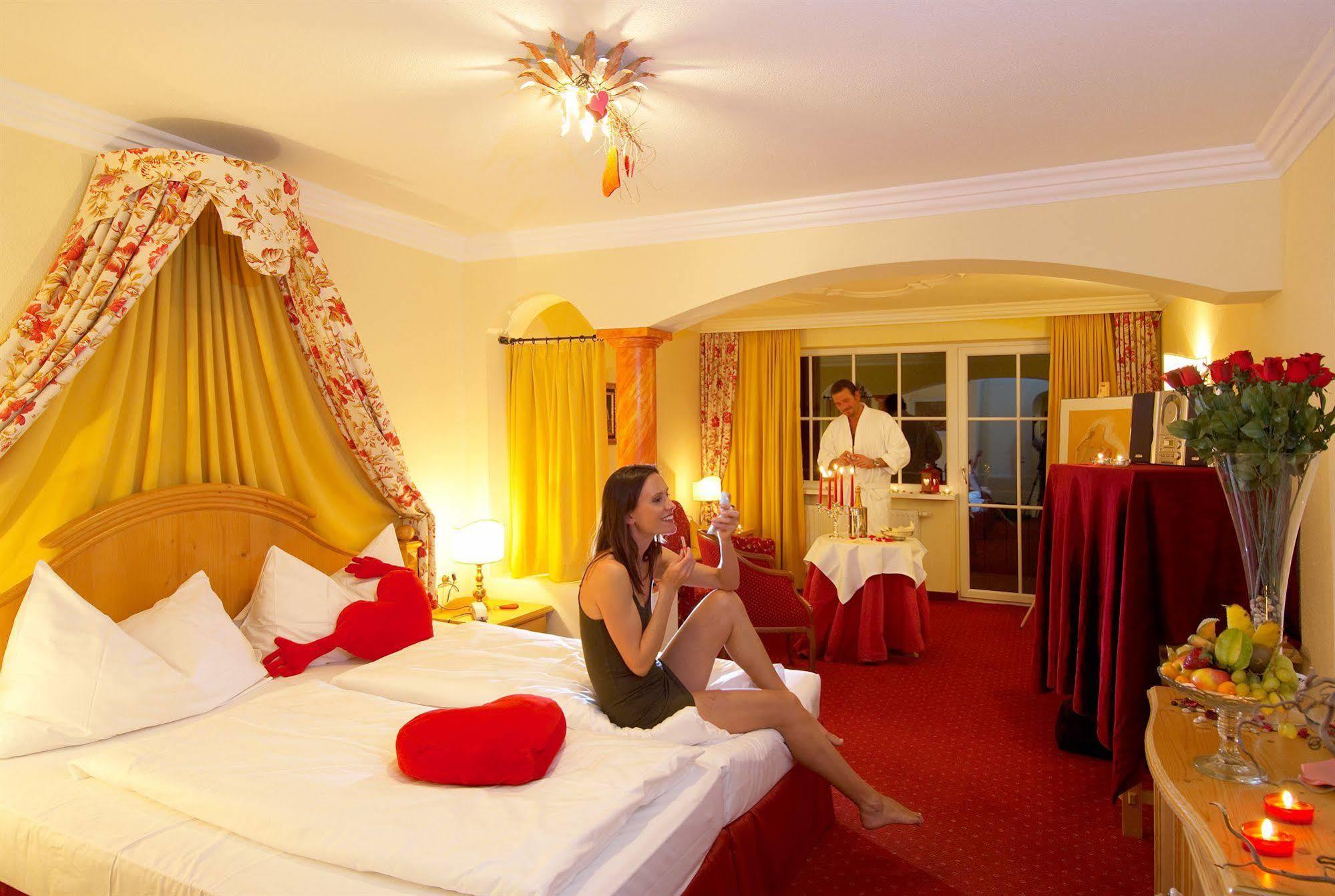 Wohlfuehlresort Und Feriengut Martinerhof Sankt Martin am Tennengebirge Εξωτερικό φωτογραφία