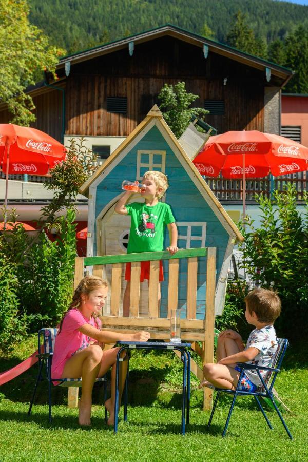 Wohlfuehlresort Und Feriengut Martinerhof Sankt Martin am Tennengebirge Εξωτερικό φωτογραφία