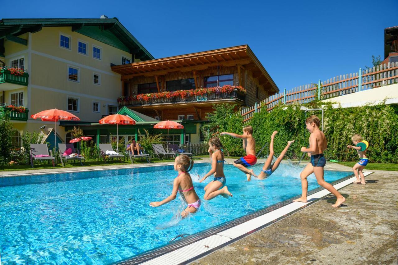 Wohlfuehlresort Und Feriengut Martinerhof Sankt Martin am Tennengebirge Εξωτερικό φωτογραφία